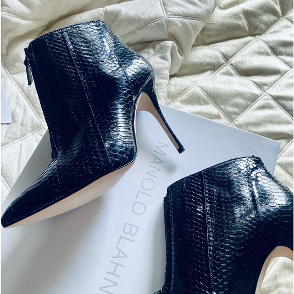 , Manolo booties - Picture 6 of 7